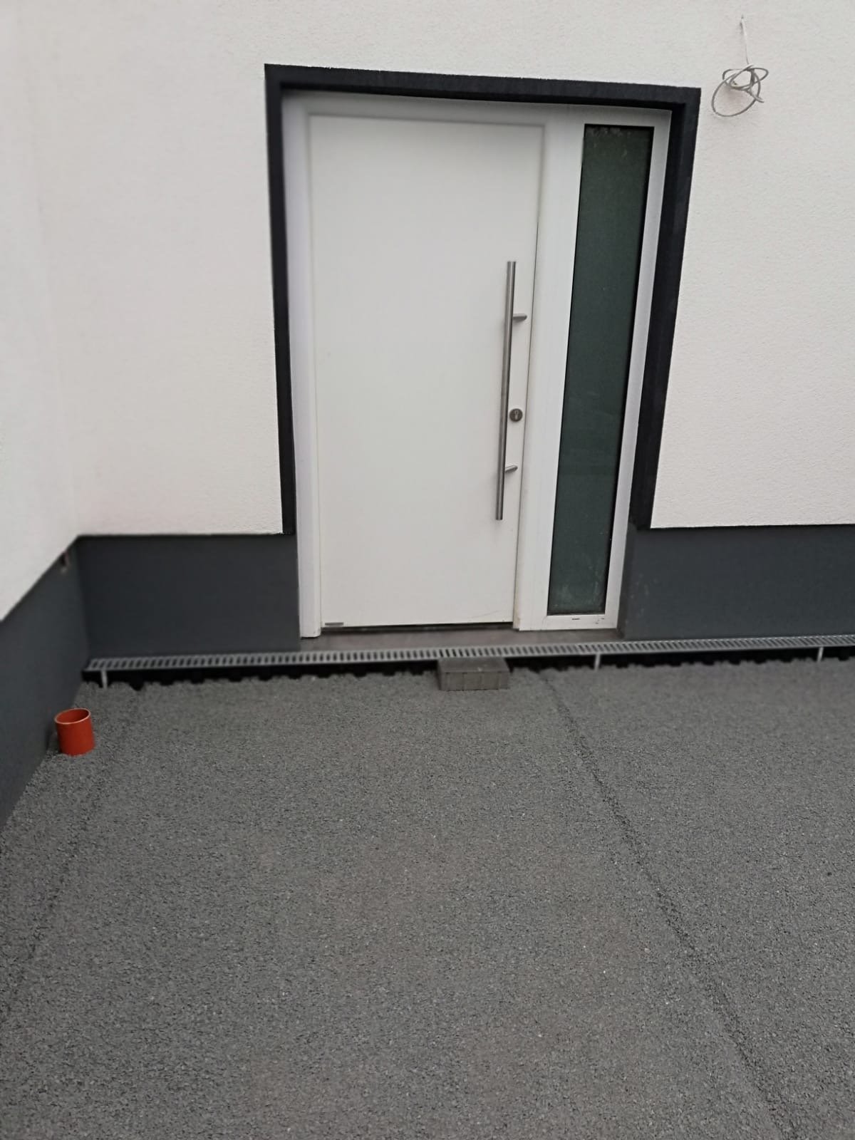 Haustür – modern mit Glasseitenteil