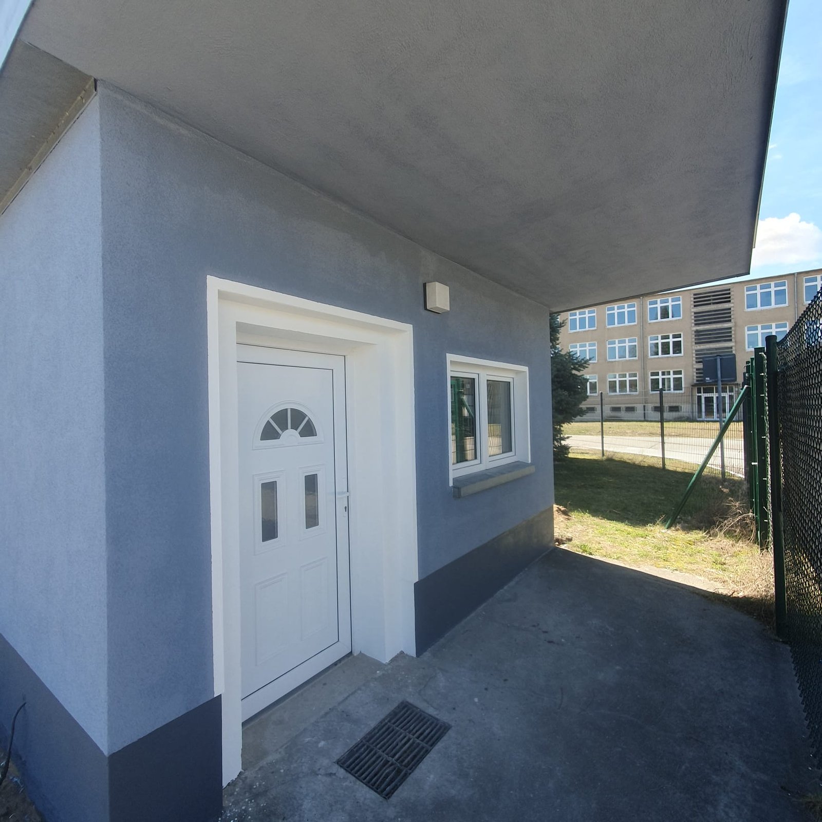 Haustür & Fenster – Außenansicht