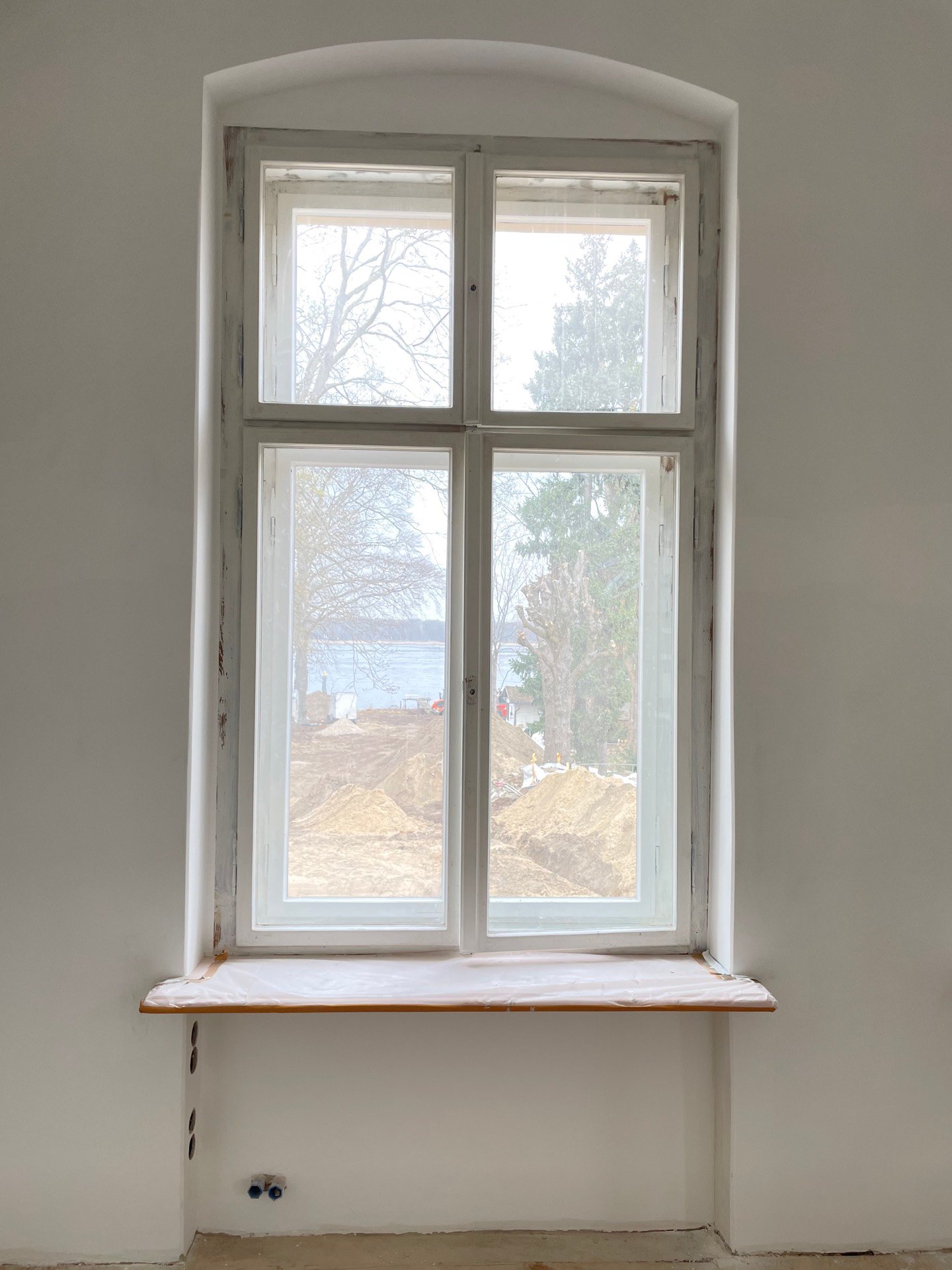 Fenster – Altbau saniert & verputzt